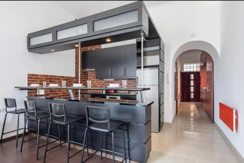 Buday Apartment Close To The Castle Будапеща Екстериор снимка